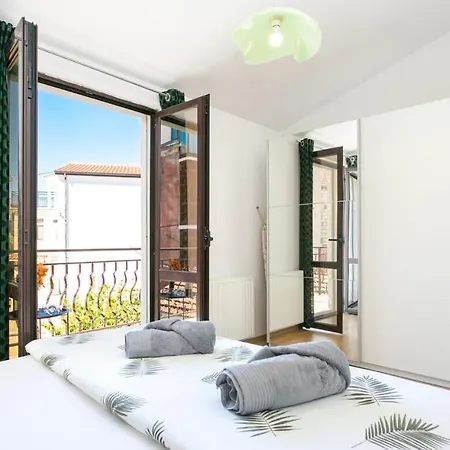 Bella Apartment