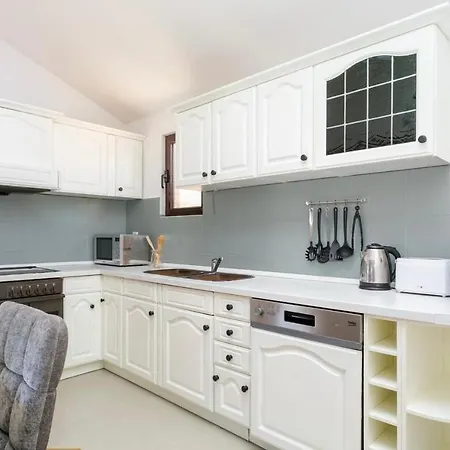 Bella Apartment